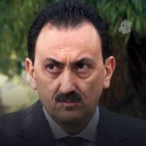 سيمون كرم ويكيبيديا عمره ديانته اصله زوجته واولاده سيرتة الذاتية